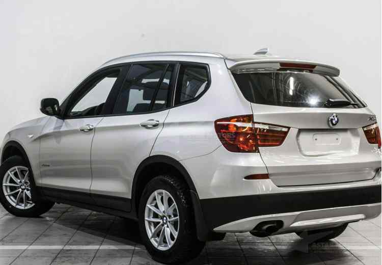 BMW X3 II (F25)