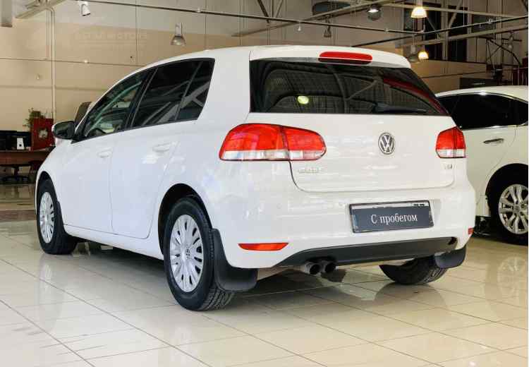 Volkswagen Golf VII