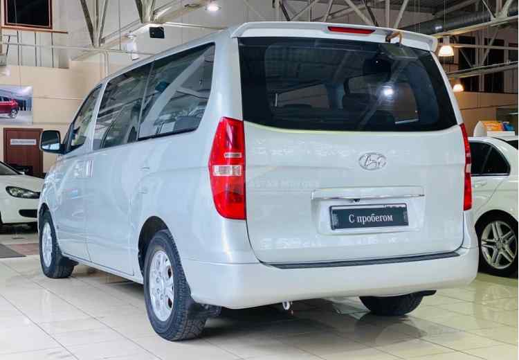 Hyundai Grand Starex