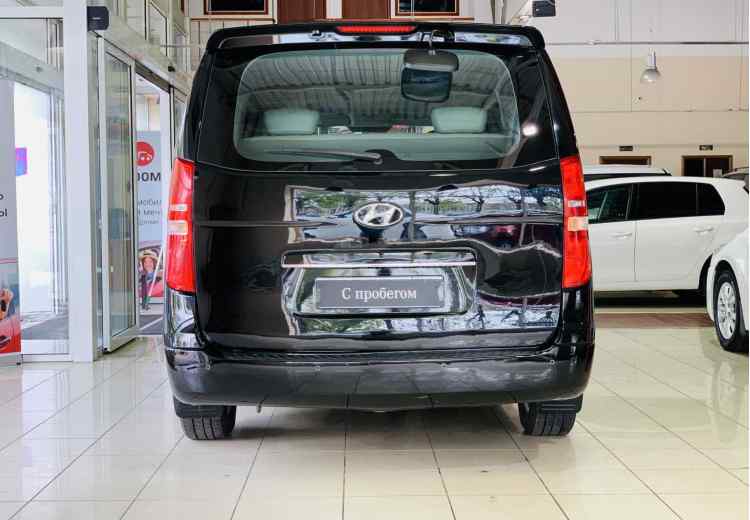 Hyundai Grand Starex