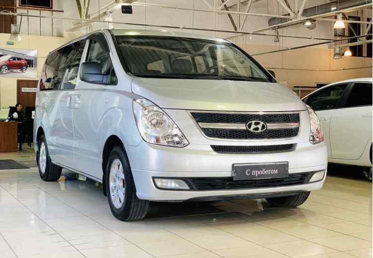 Hyundai Grand Starex