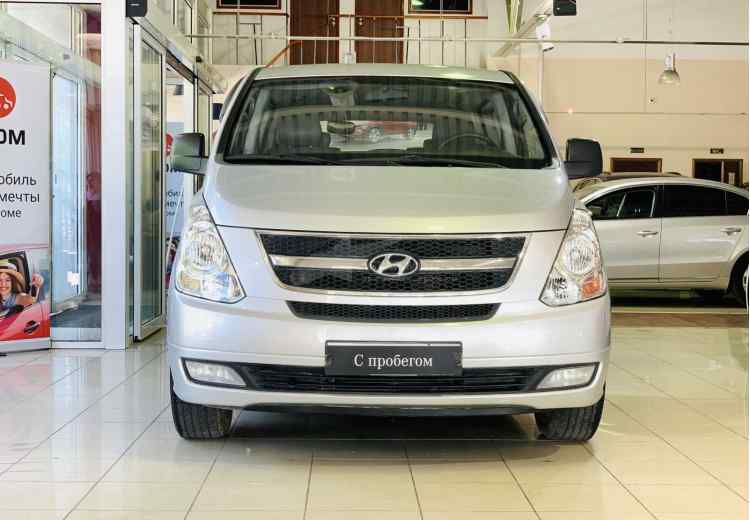 Hyundai Grand Starex