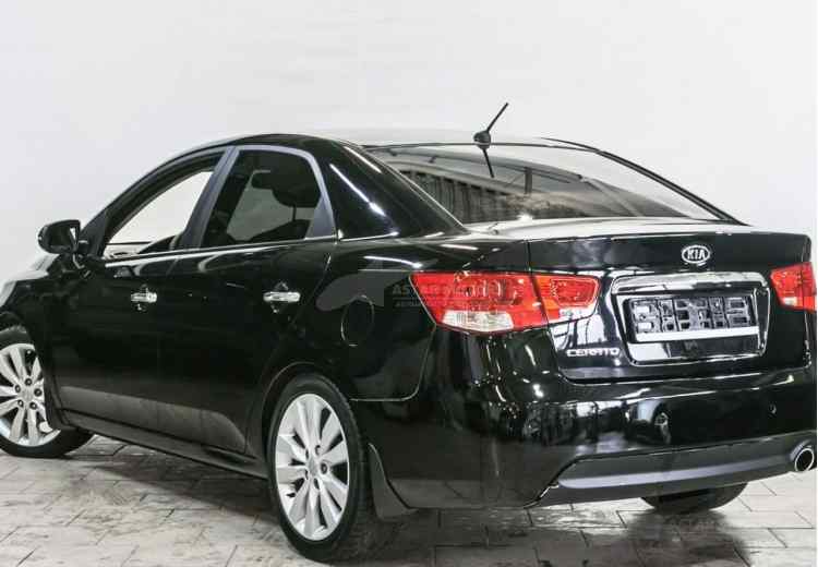 Kia Cerato II