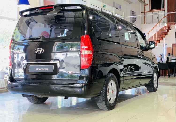 Hyundai Grand Starex