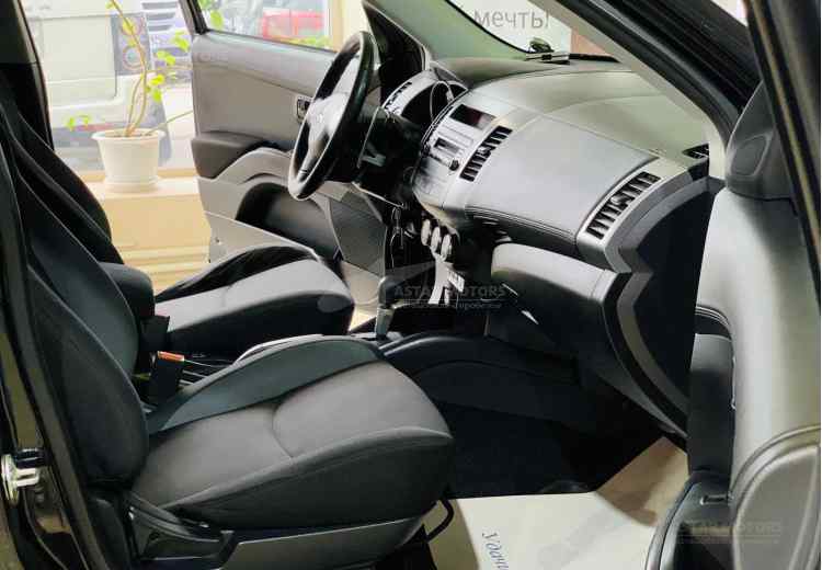 Mitsubishi Outlander II Рестайлинг