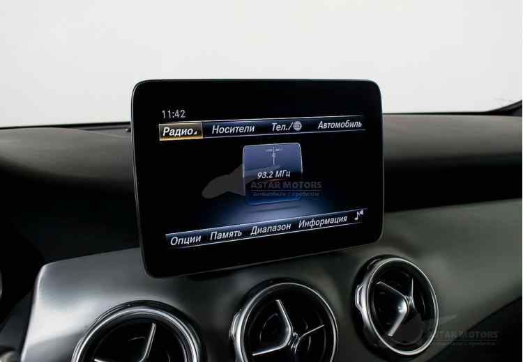 Mercedes-Benz GLA I (X156) Рестайлинг