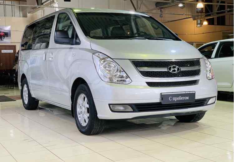 Hyundai Grand Starex