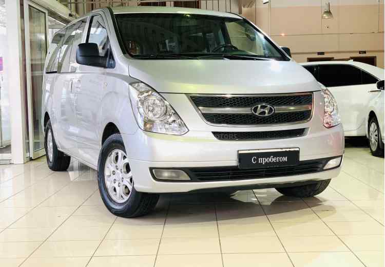Hyundai Grand Starex